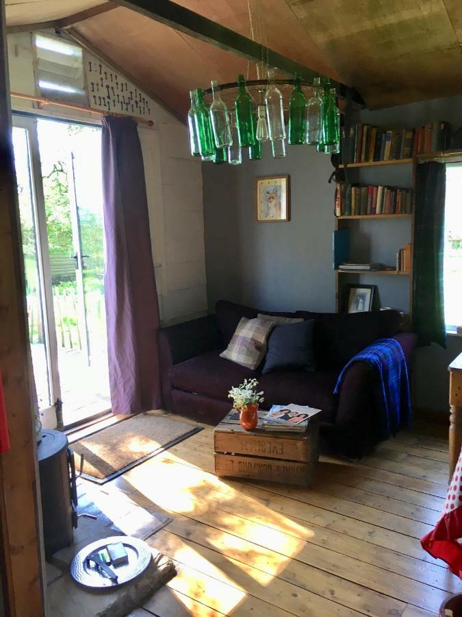 The Old Apple Shed Cosy Heated Cottage In A Meadow Close To The Charming Village Of Bethersden آشفورد المظهر الخارجي الصورة