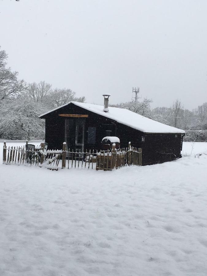 The Old Apple Shed Cosy Heated Cottage In A Meadow Close To The Charming Village Of Bethersden آشفورد المظهر الخارجي الصورة